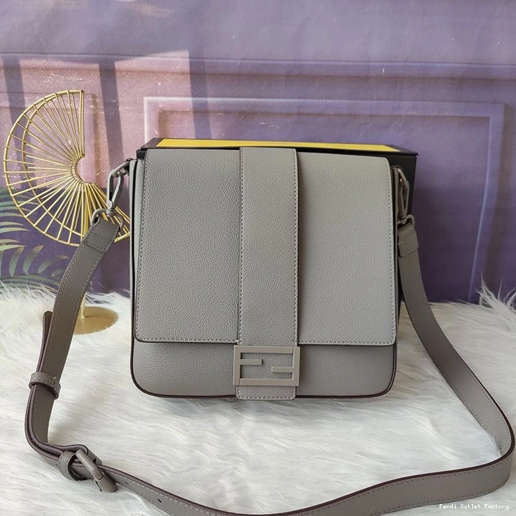 HOT Grey Leather In Cuoio Romano Baguette Medium Messenger Fendi 0822